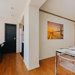 Rent4rest Family & Friends In Roma Avenue Apartmán *