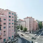 Apartmán Rent4rest Family & Friends In Roma Avenue *