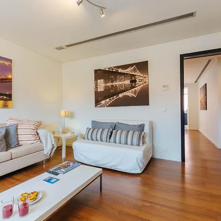 Rent4rest Family & Friends In Roma Avenue *