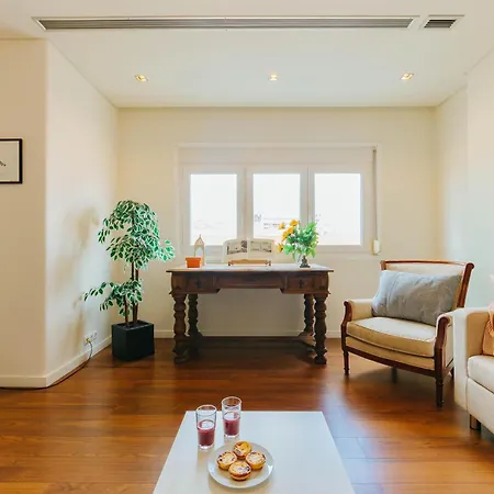 아파트 Rent4rest Family & Friends In Roma Avenue 리스본