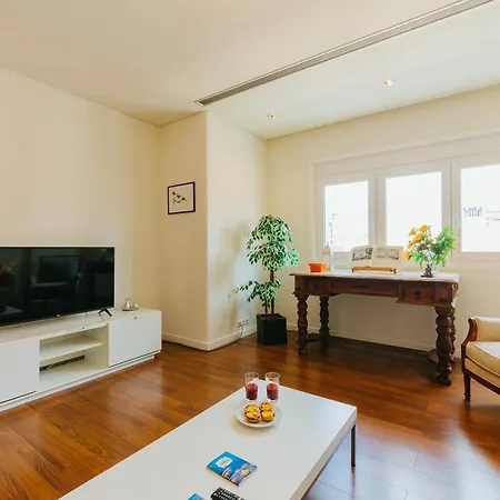 Rent4rest Family & Friends In Roma Avenue Lisboa