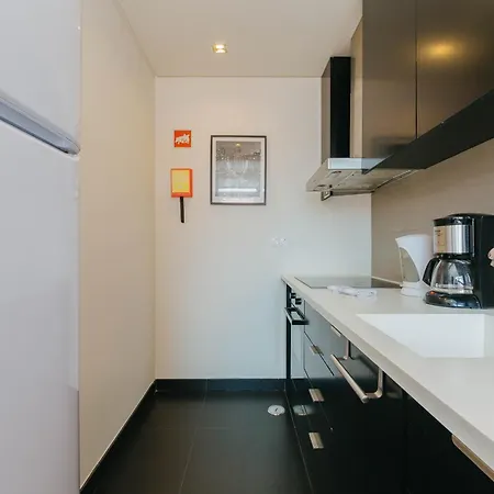 Rent4rest Family & Friends In Roma Avenue