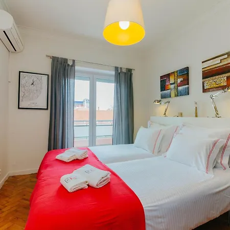 Rent4rest Family & Friends In Roma Avenue *