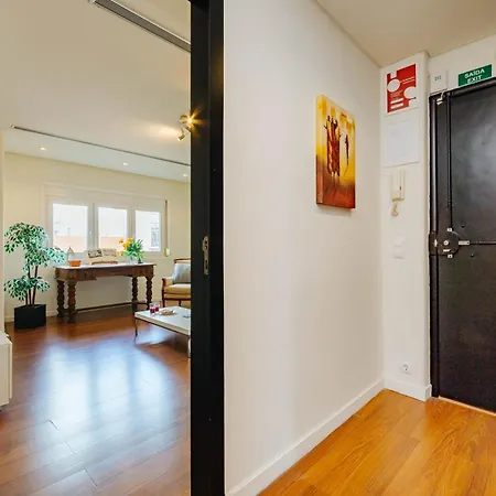 Rent4rest Family & Friends In Roma Avenue *