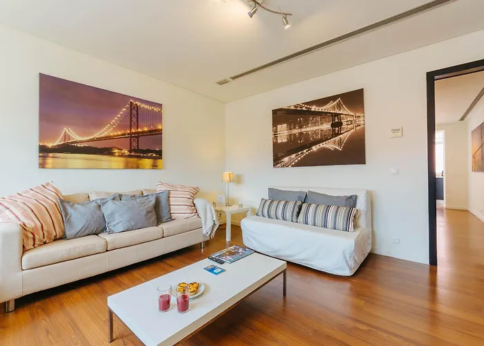 Rent4rest Family & Friends In Roma Avenue