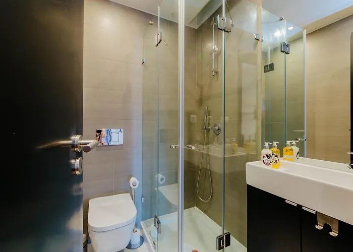 Rent4rest Family & Friends In Roma Avenue * Lizbona