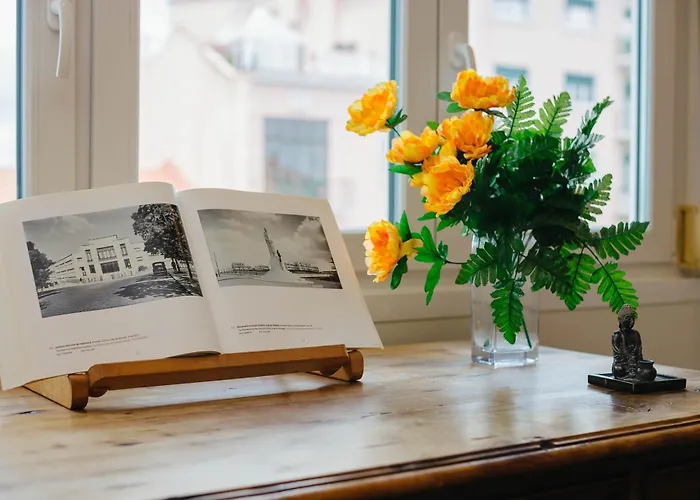 Rent4rest Family & Friends In Roma Avenue *