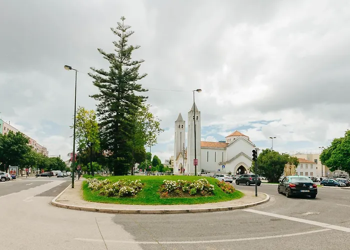 Apartament Rent4rest Family & Friends In Roma Avenue Lizbona