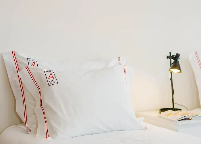 Rent4rest Family & Friends In Roma Avenue Лиссабон